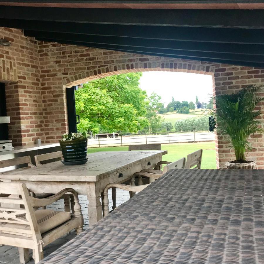Een Prachtige En Luxueuze Vakantiewoning Dat Is Hof Leskensdaele Geraardsbergen Exterior photo